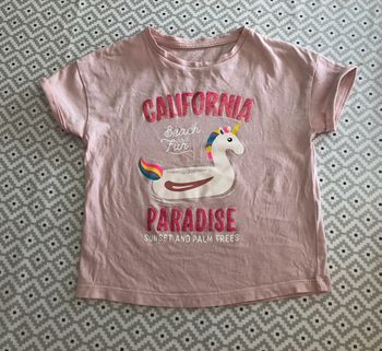 T shirt Licorne taille 3-4 ans