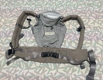 Porte bébé ergonomique Hoodie carrier 2 Love radius neuf