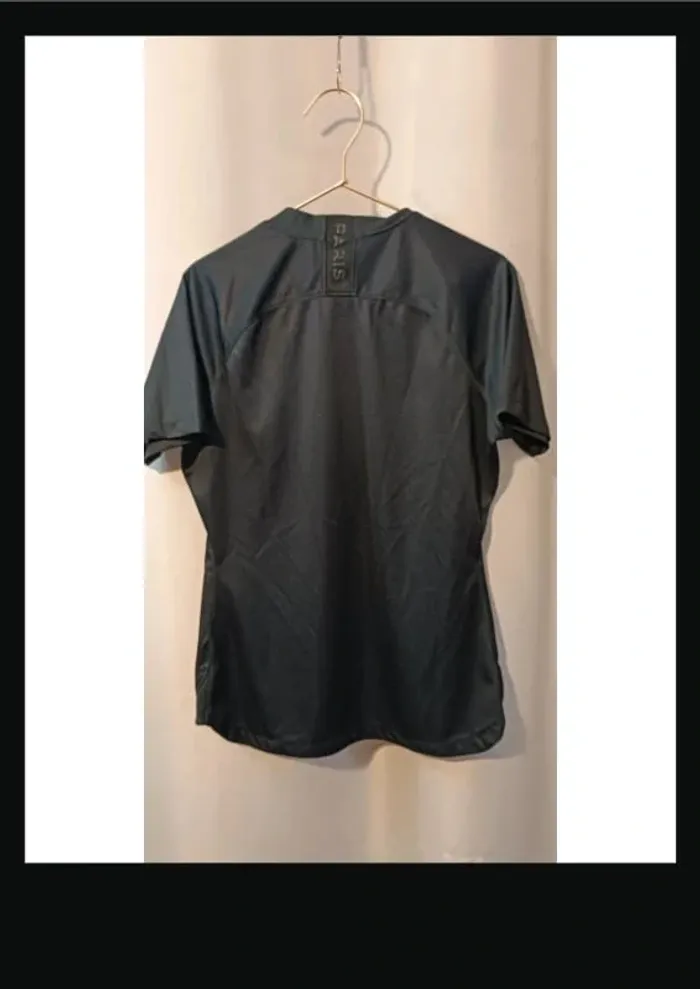 Tee shirt PSG Jordan taille M - photo numéro 2