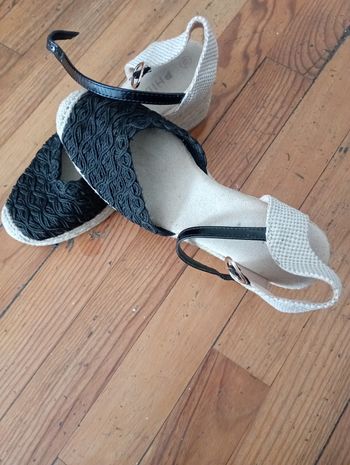 Sandalle femme compensées