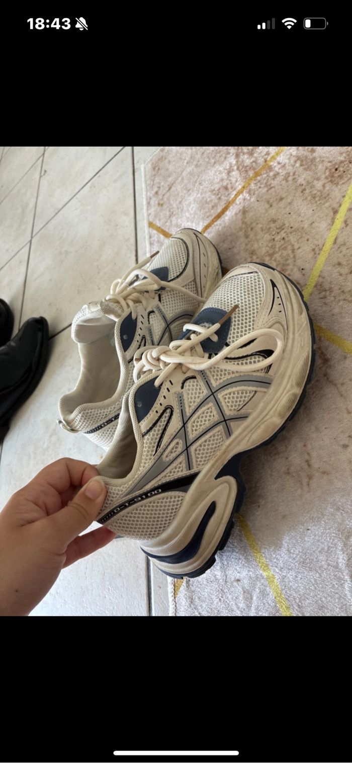 Chaussure asics - photo numéro 4