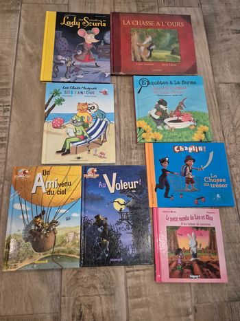 Lot de premiers livres d'enquête et d'aventure