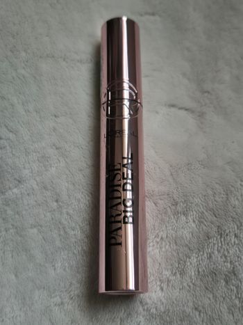Mascara L'Oréal Paris. 