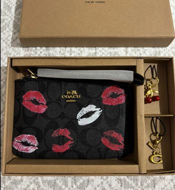 Porte monnaie coach 