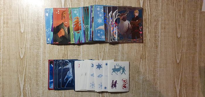 Stickers et cartes panini la reine des neige 2