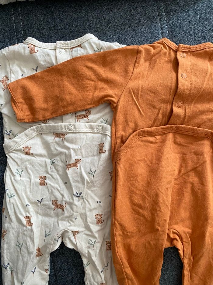Lot pyjamas 3 mois - photo numéro 2
