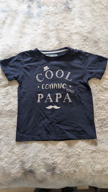 T-Shirt Gémo taille 4 ans