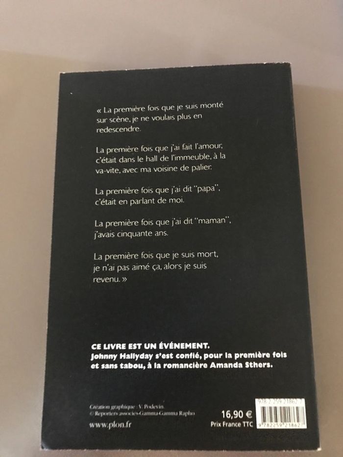 Livre Dans mes yeux (Johnny Hallyday ) - photo numéro 2