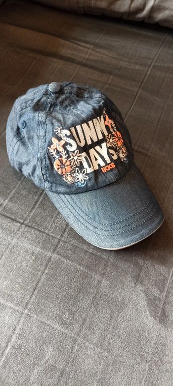 Casquette ikks fleurs