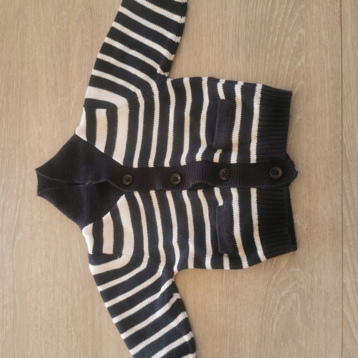 Lot gilet taille 6 mois kiabi / Obaibi - photo numéro 5