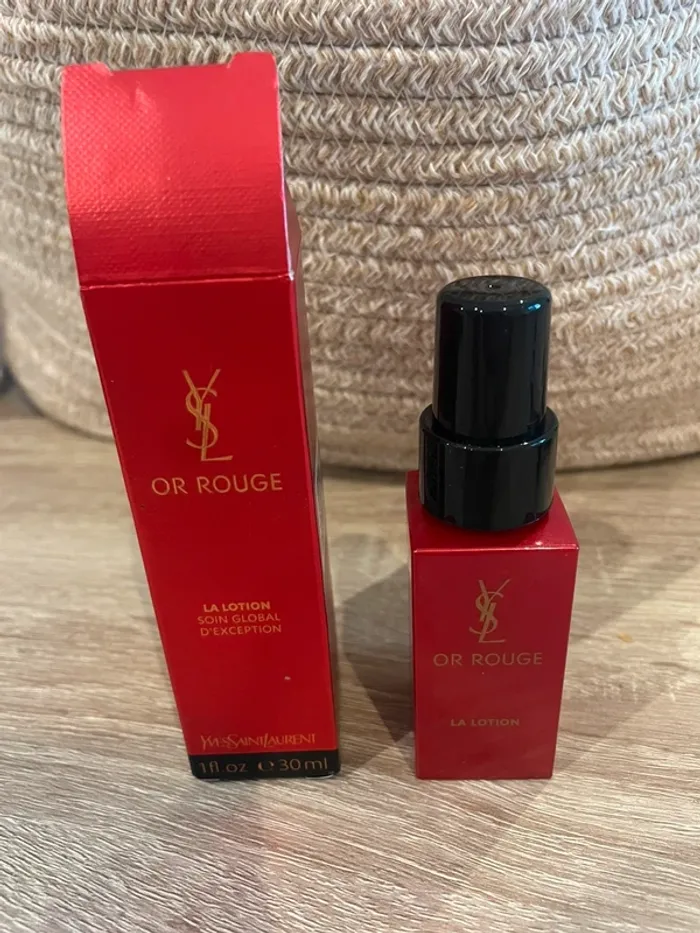 🧴 Lotion anti-âge Yves Saint Laurent Or Rouge 30 ml – Neuve