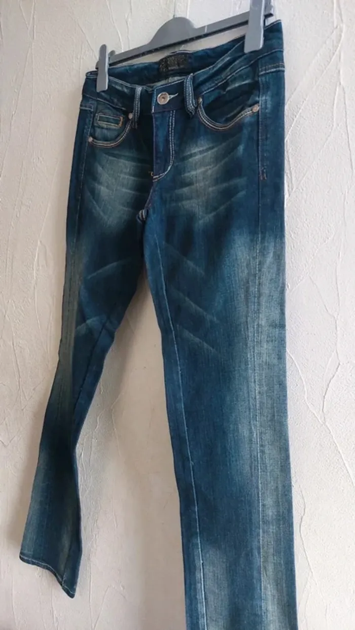 Jean bleu effet vieilli, taille L. - photo numéro 2
