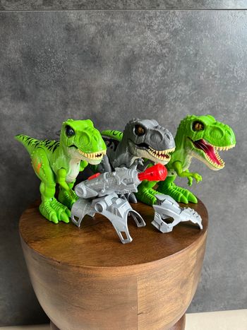 Lot de 3 dinosaures t-rex robo alive