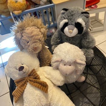 Lot peluches de la forêt