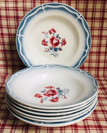 4  assiettes creuses digoin sarreguemines  France collection Nina rosa