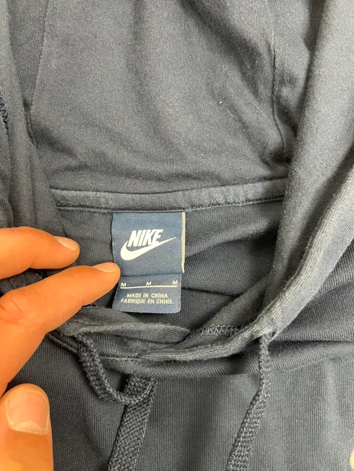 Pull Nike - photo numéro 3