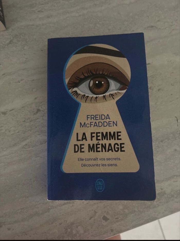 Livre la femme de ménage - photo numéro 1