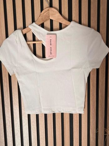 Top blanc asymétrique taille unique