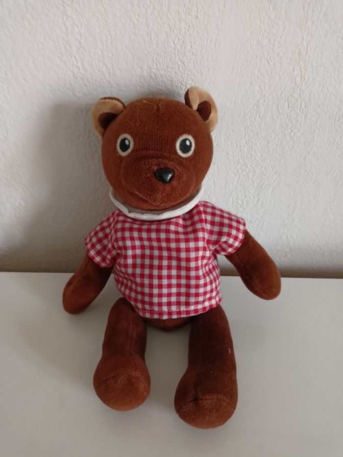 Petit ours brun ajena 25 cm
