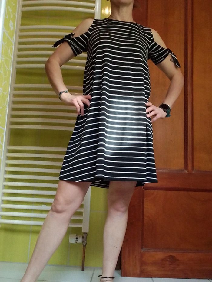 Robe femme bleu marine rayés - photo numéro 8