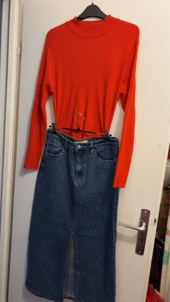 Haut et jupe en jeans à paillette