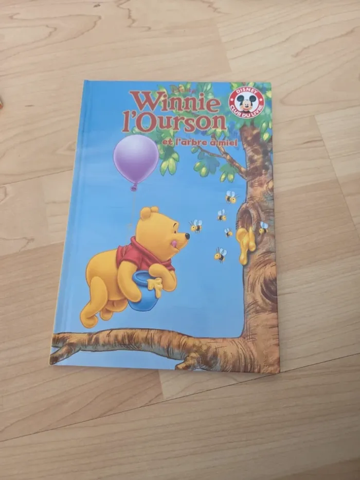 Livre disney winnie l'ourson et l'arbre a miel