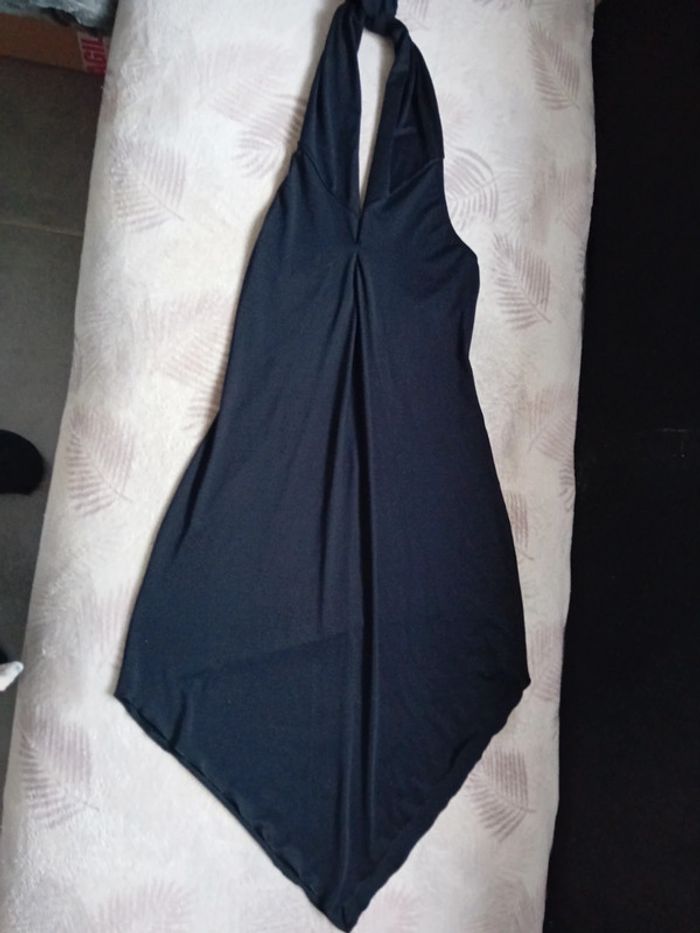 Robe Qui se Noue au cou et Dos nu