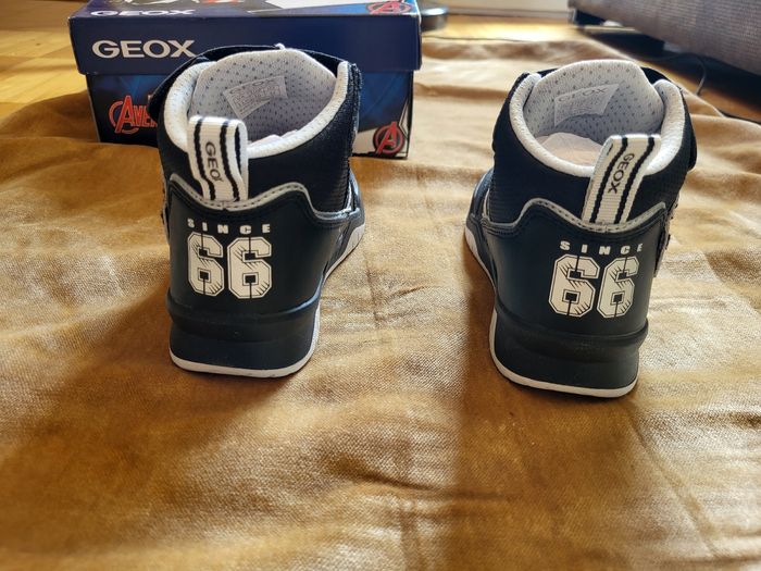 Baskets Black Panther Geox X Marvel  t30 Neuves - photo numéro 6
