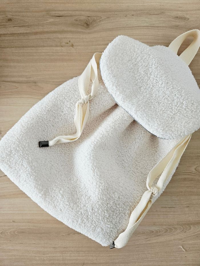 Sac à dos Bouclette Blanche - photo numéro 3