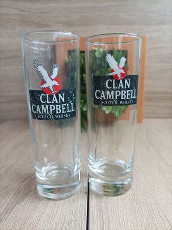 Lot 2 verres clan Campbell 