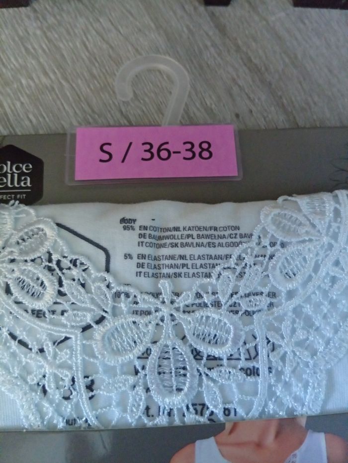 Joli débardeur p'tite dentelle agréable à porter dû 36/38 95% coton - photo numéro 4