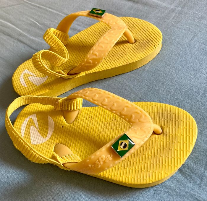 Sandales - Pointure 24 / 25