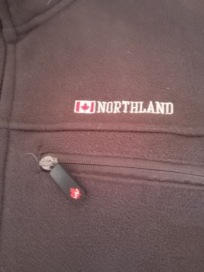 Veste polaire Northland neuve sans étiquette - photo numéro 3