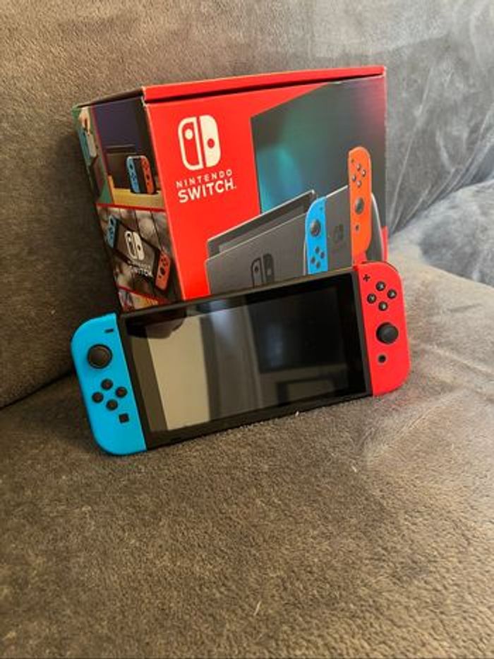 Nintendo Switch - photo numéro 3