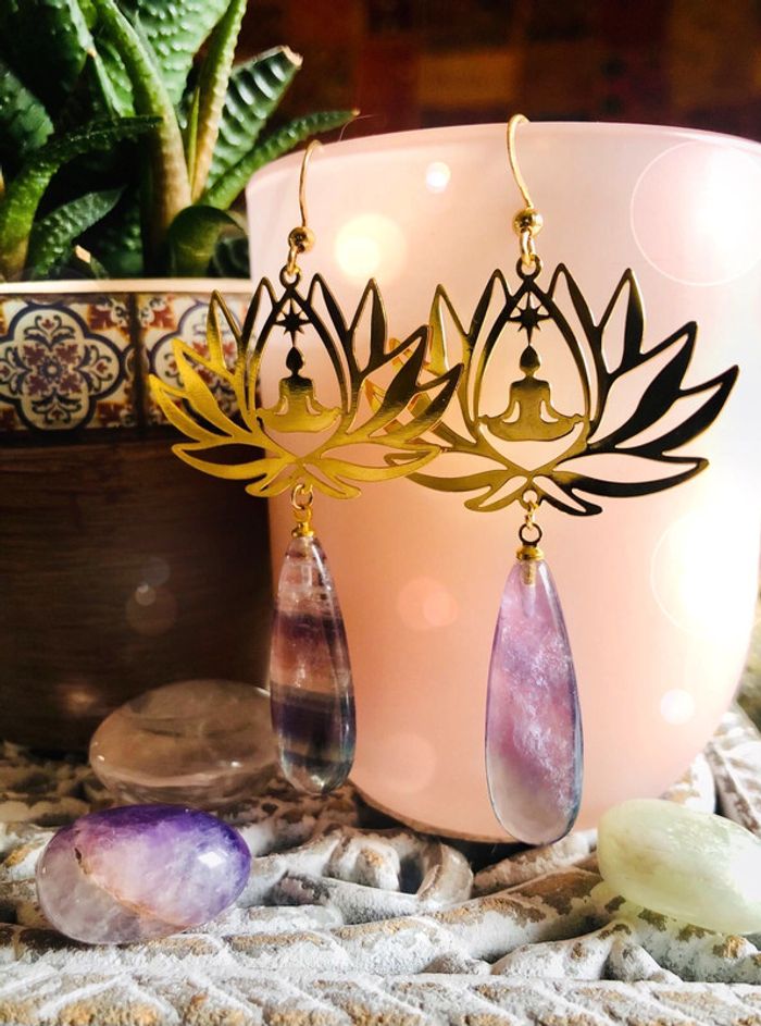 🪷Boucles d’oreilles lotus yoga méditation fluorite spiritual natural stone earrings🪷 - photo numéro 3