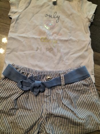 T shirt neuf et short Okaïdi 