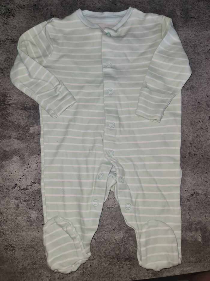 Lot pyjamas 3 mois - 62 cm - photo numéro 2