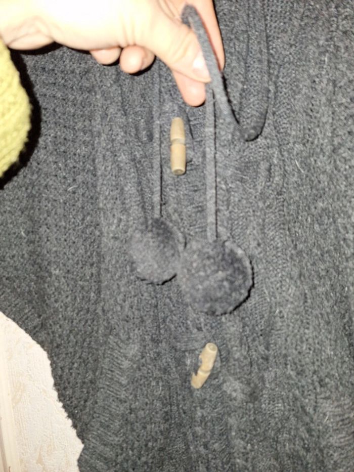 Cape chaude sans manches à capuche - photo numéro 3