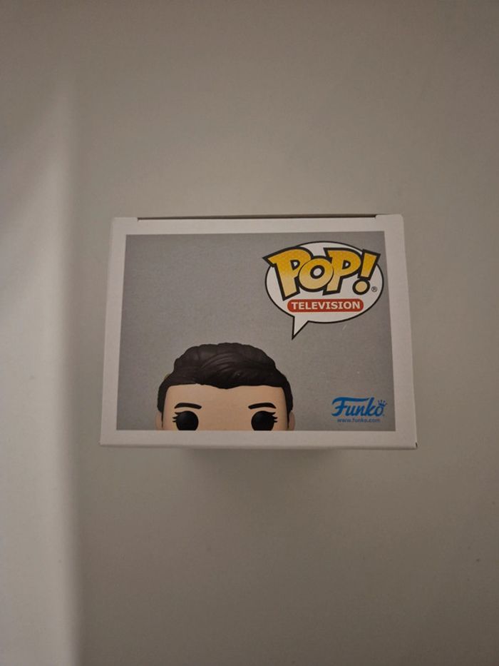 Pop Alina Starkov - photo numéro 5