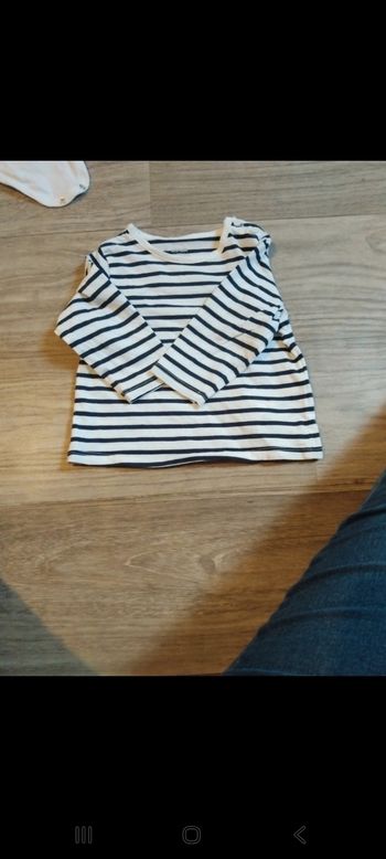 Tee shirt