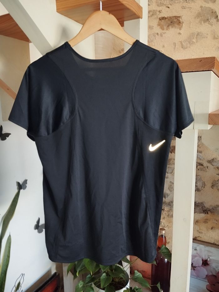 T-shirt Nike dri-fit - photo numéro 5