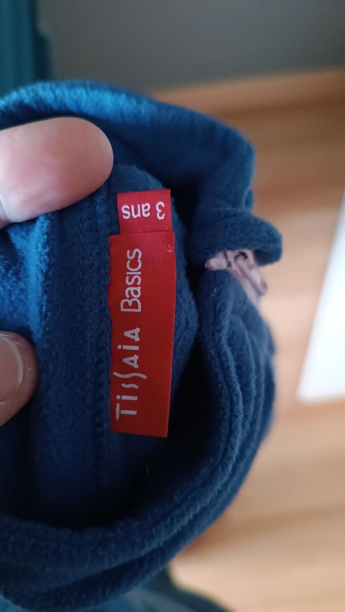 Lot deux vestes polaires taille 3 ans fille - photo numéro 4