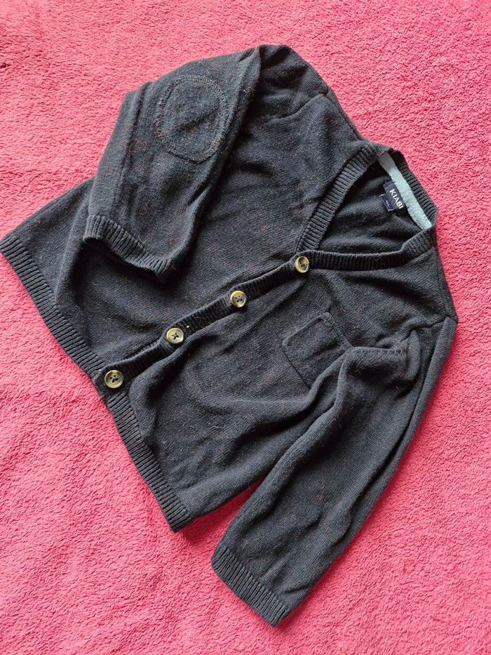 Très beaux pull raué et gilet boutonné - photo numéro 7