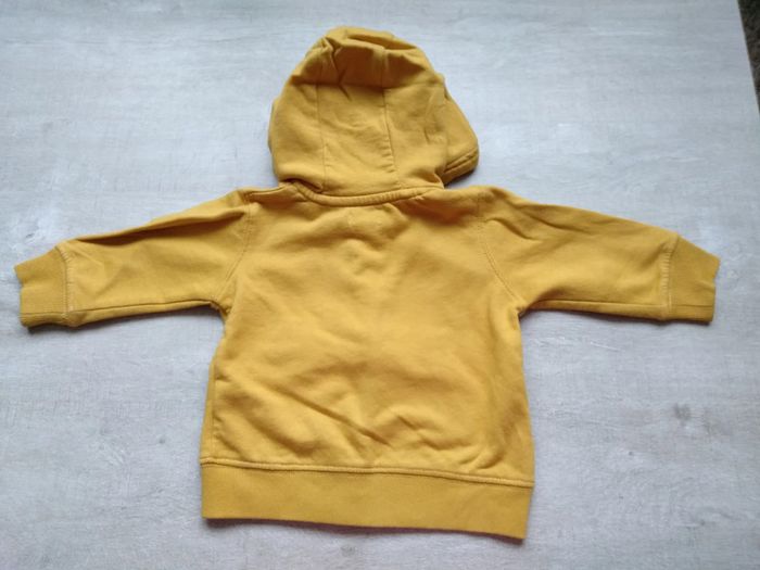 Gilet avec capuche, pat et ripaton, taille 6 mois - photo numéro 2