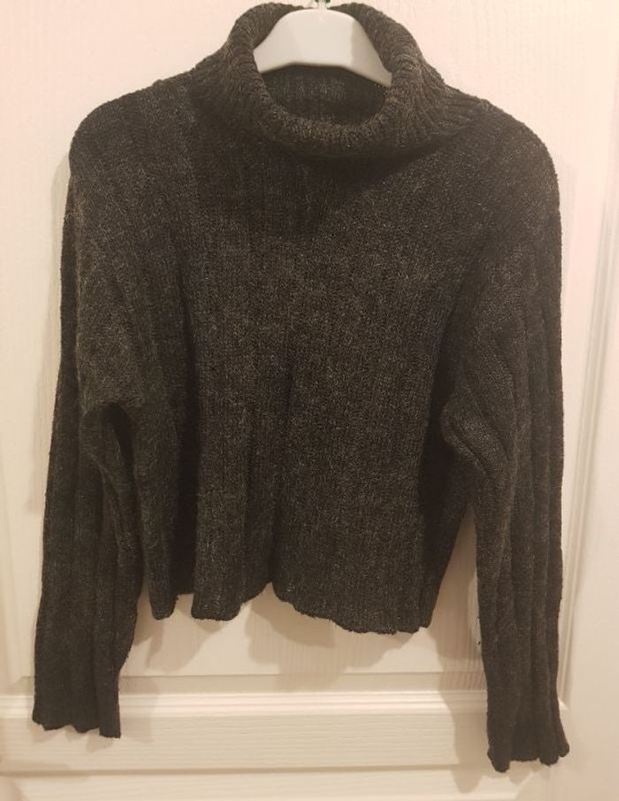 Pull col roulé
