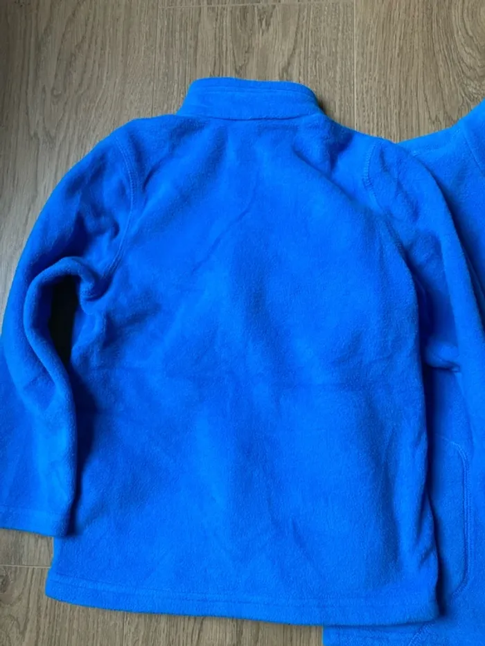 Lot 2 polaires ski taille 5 ans et t-shirt thermique 5 ans - photo numéro 7