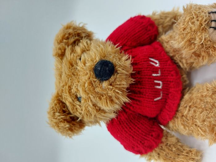 Peluche doudou ours beige brun miel LULU CASTAGNETTE pull rouge 16 cm assis - photo numéro 5