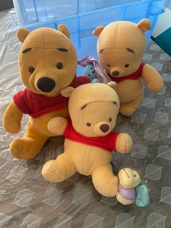3 peluches Winnie l ourson