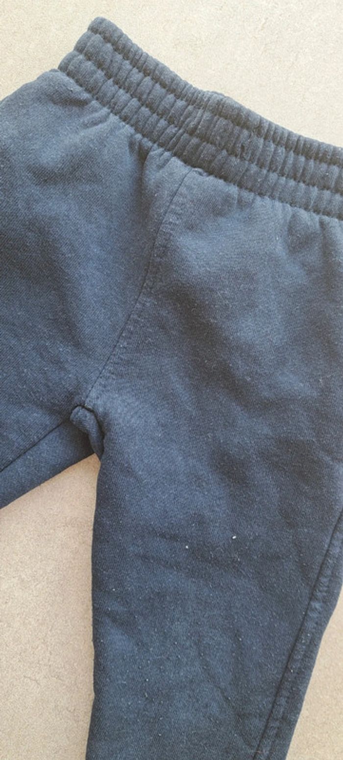 Pantalon bleu marine Zeeman en taille 24 mois - photo numéro 2