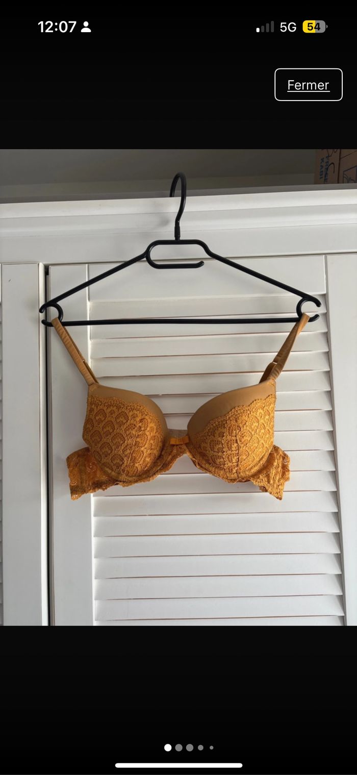 Soutien gorge moutarde